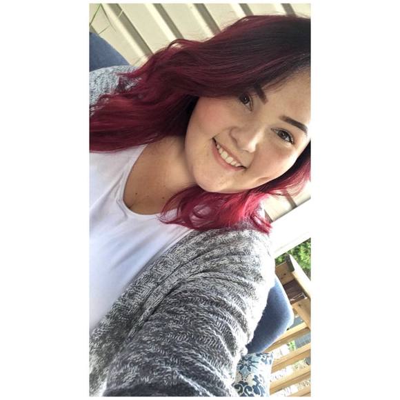 Meet your Posher, Gillian - Picture 1 of 1